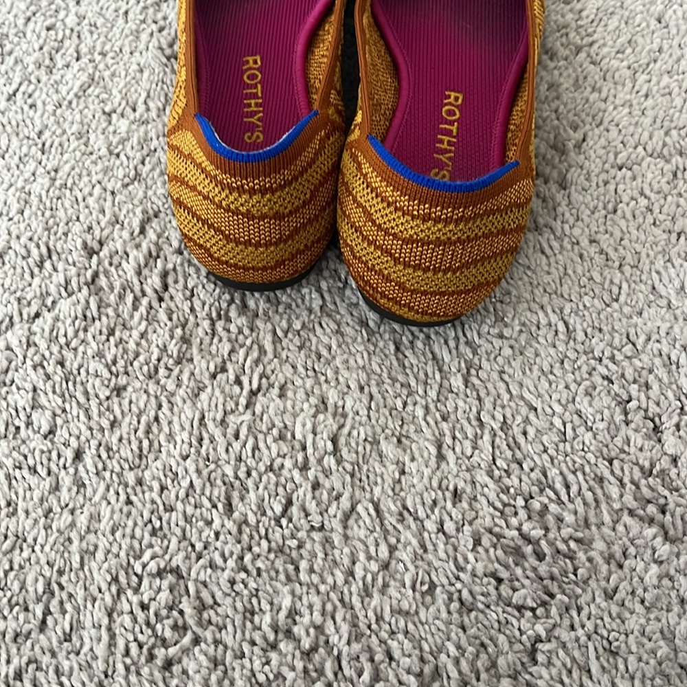 Rothy’s Golden Zebra Points - Size 7 - image 3
